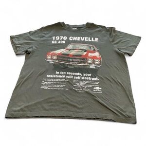 Old Navy 1970 Chevelle Graphic Tee - Dark Gray and Red